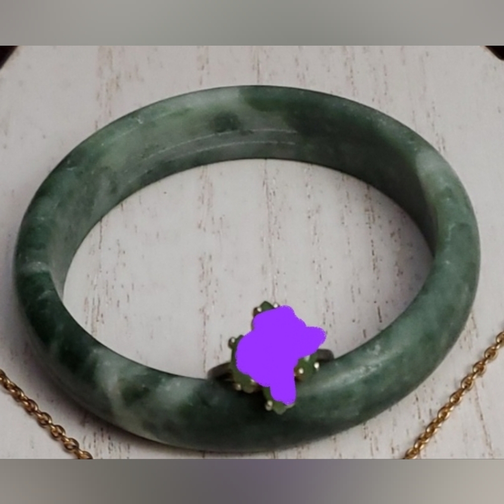 Jade Bangle - Picture 3 of 3